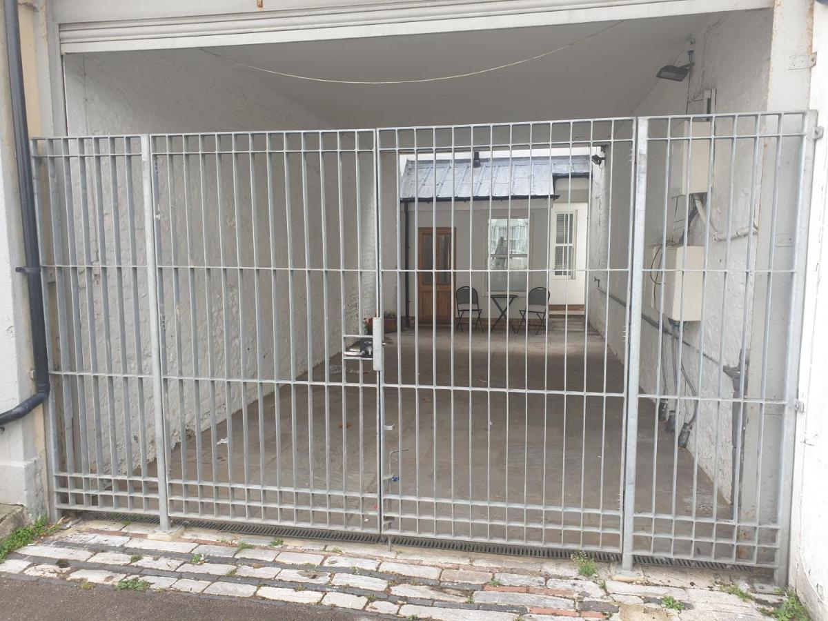 Hideaway Brighton Apartment Bagian luar foto